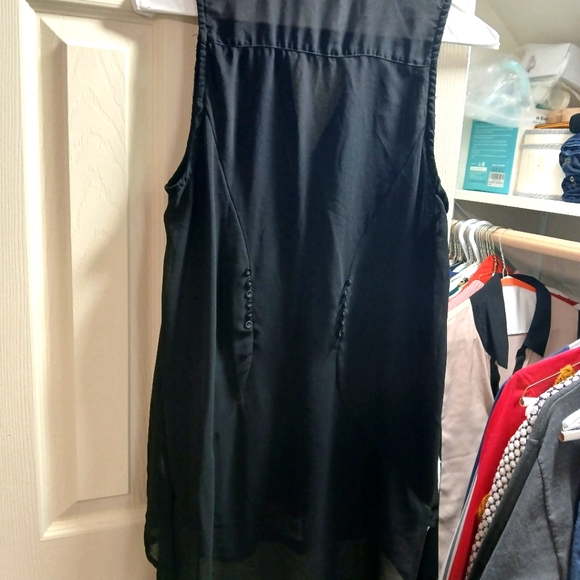 Top - Picture 3 of 4